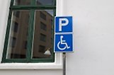 Bild på handikappskylt.