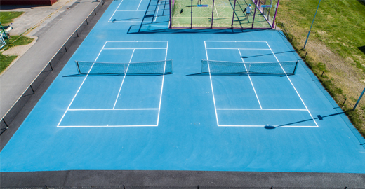 Blå tennisbana